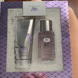 Victoria secret tease rebel gift set